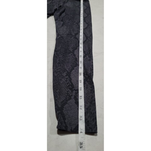 Express One Eleven Snakeskin Print Gray Leggings Gym Yoga Excercise Run XS NWOT - Picture 4 of 12